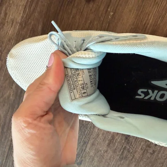 BROOKS SNEAKERS - Picture 5 of 5